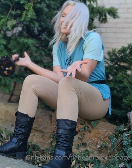 blonde asian onlyfans pretty pictures