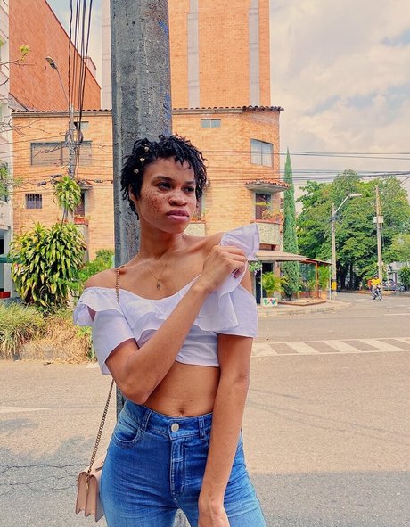 naked onlyfans pornographic galleries