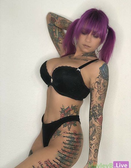 Hayley B star nice pics