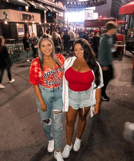 Jenn M model perfect picture