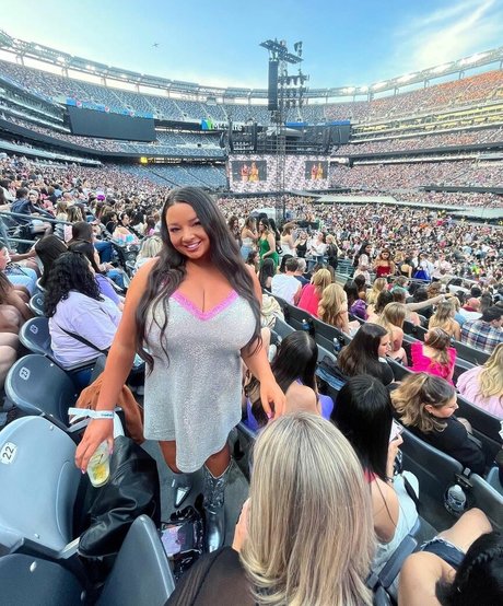 cute teen onlyfans hot photos