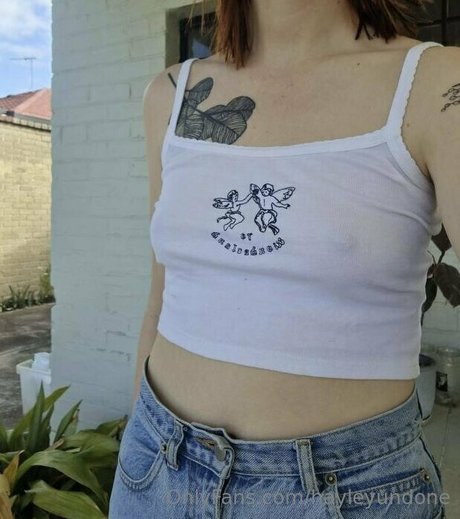 hayleyundone top actress images