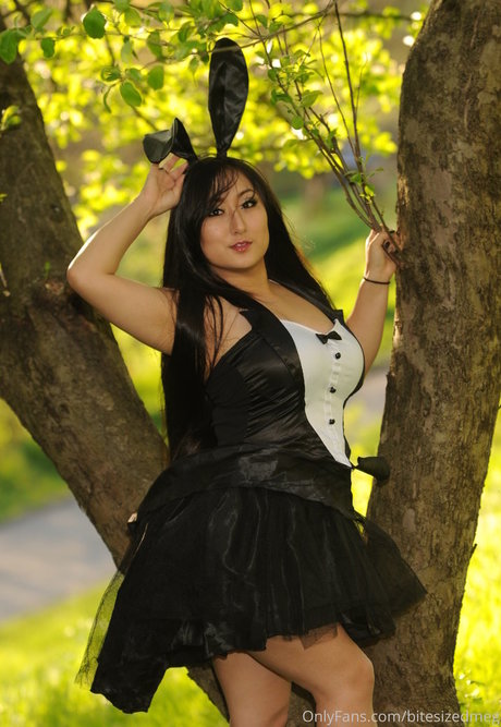 Bitesizedmeg nudes actress picture