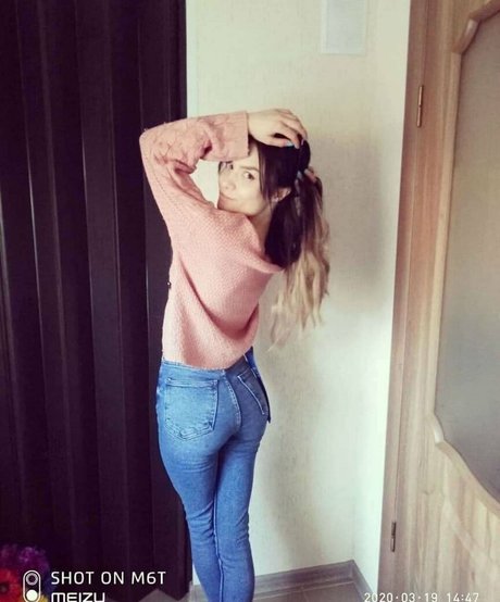 kiramoonlight nude actress pics