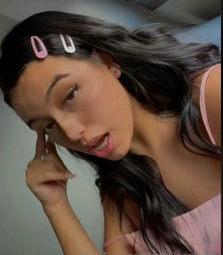 camilapalmerx high quality model photo