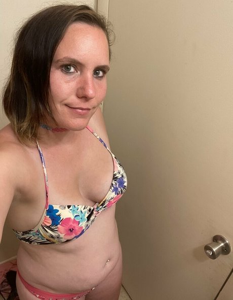 barrelbabe2020 pretty model images