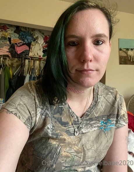 barrelbabe2020 star naked picture