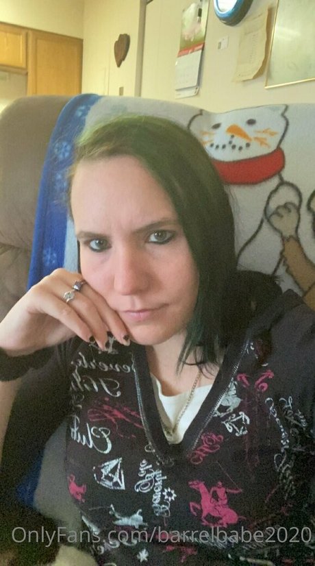 barrelbabe2020 art model pictures