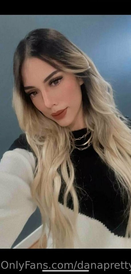 danagorgeus pretty star galleries