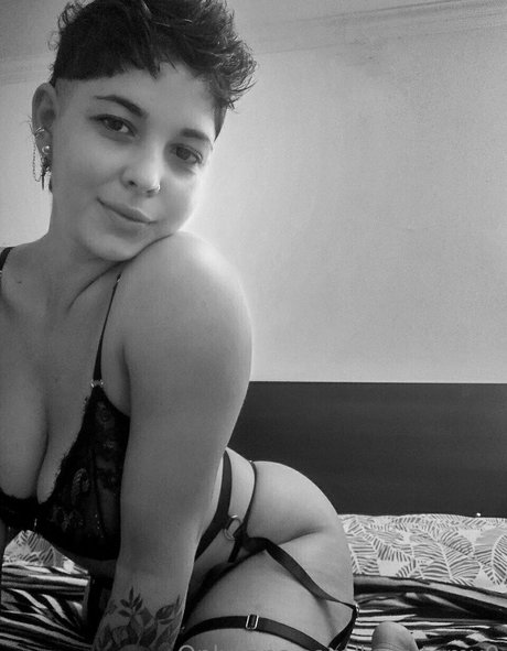 babytamy0 high quality model picture