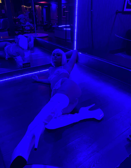 Nariluvsu hd star pic