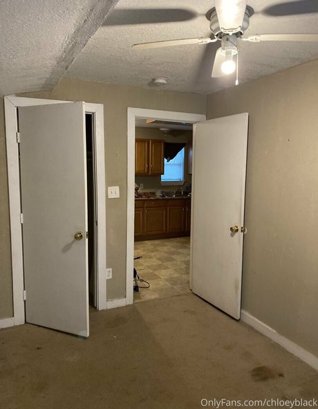 chloeyblack pretty actress images