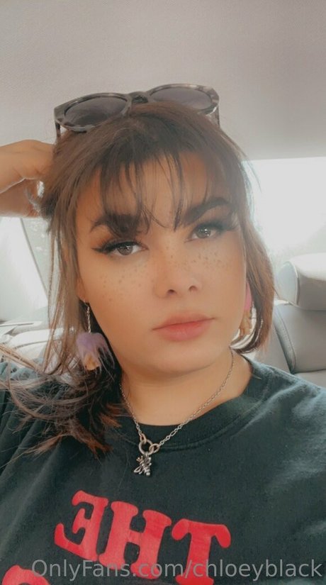 chloeyblack pornstar pics