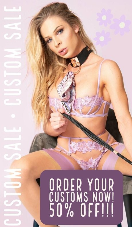 auroranorth hot actress gallery