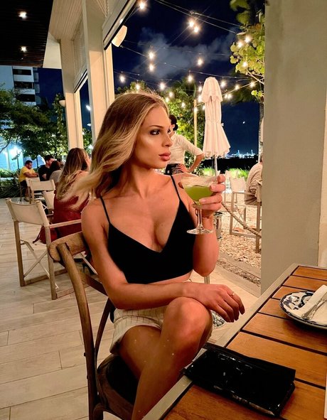 auroranorth best actress pictures