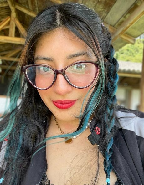 thundergirlfriend Profile Photo