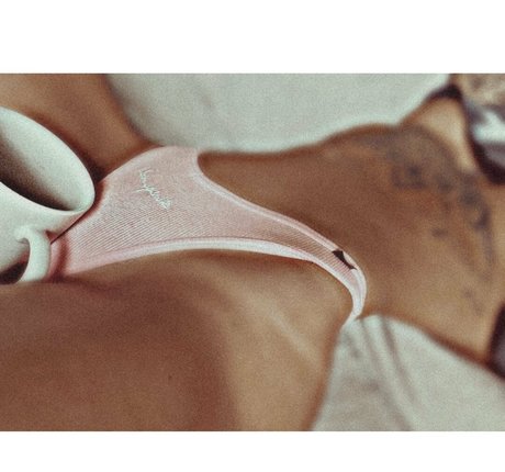 sex scene onlyfans erotic images