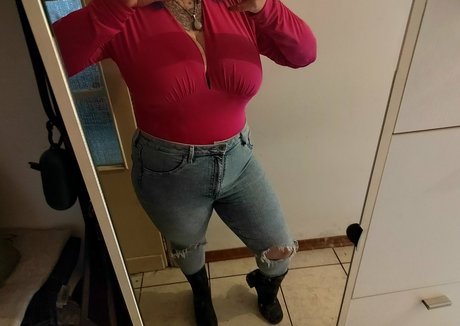 sex scene onlyfans adult images