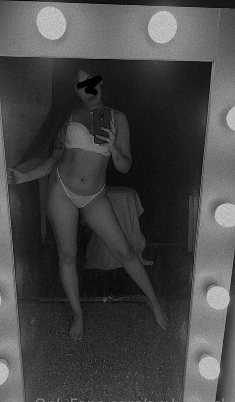 amberwish pornstar naked image