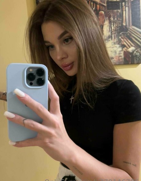 bella lla pretty star images