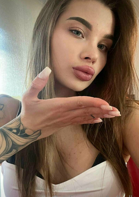 bella lla sexy star archive