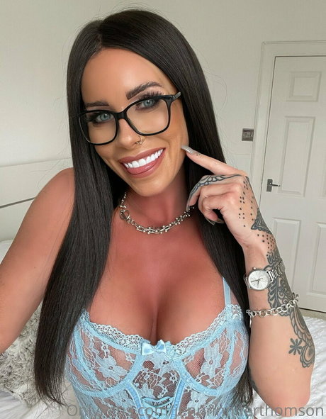 blonde babe onlyfans adult gallery