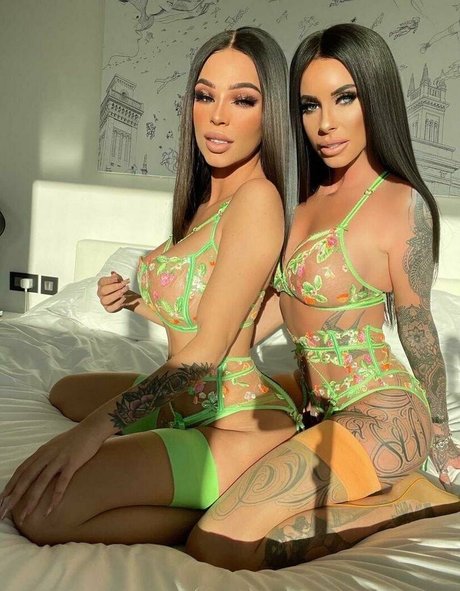 gloryhole girls onlyfans sexy nudes pictures