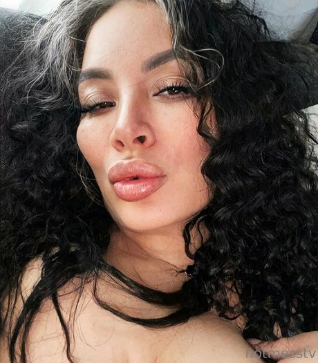 hotmesstv star pornographic photos