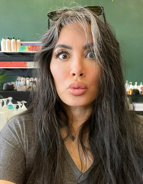 hotmesstv model nudes pic