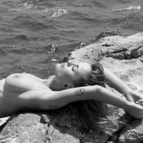 femdom facesitting onlyfans hot porn picture