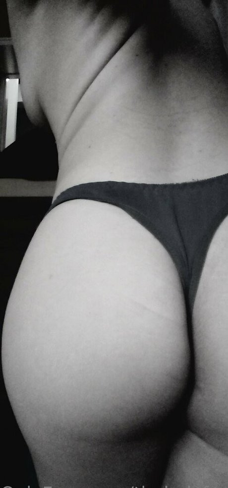 theladyfromshanghai top model img