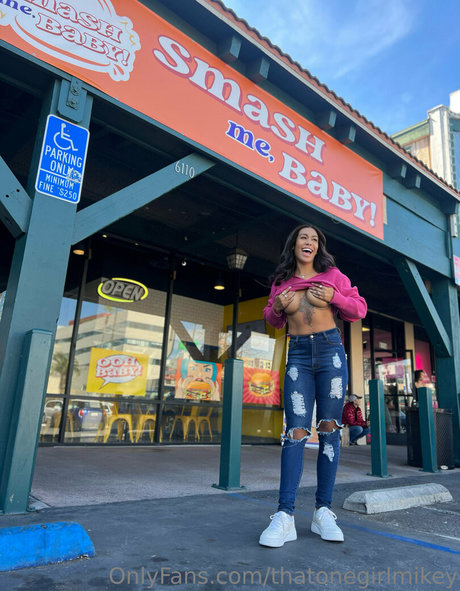 fansly onlyfans hot pic