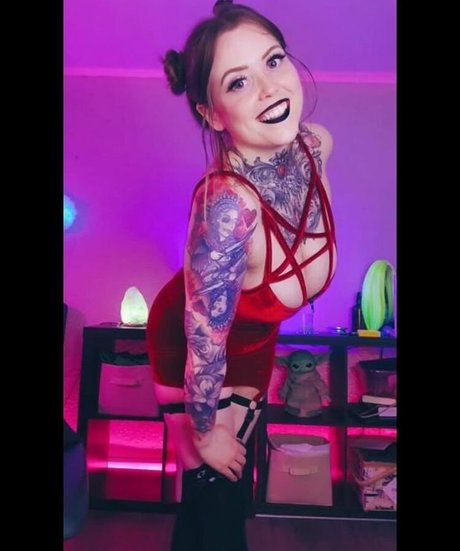 LoveLaurenn pornstar nude pics