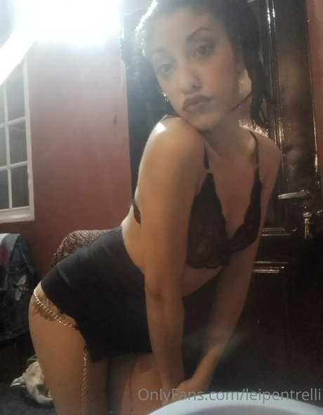 youbabydaddy1 beautiful model pic