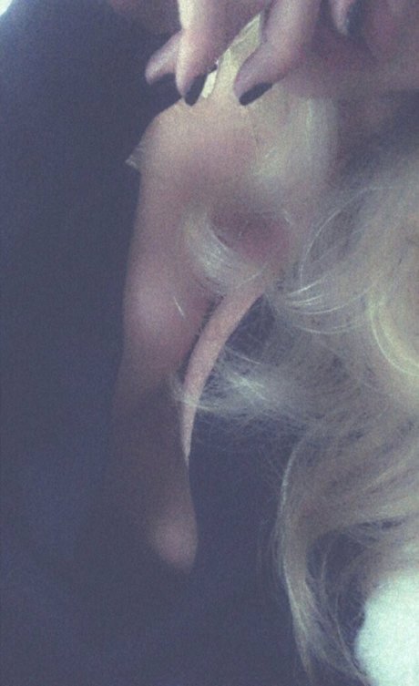 sashashhh model sexy img