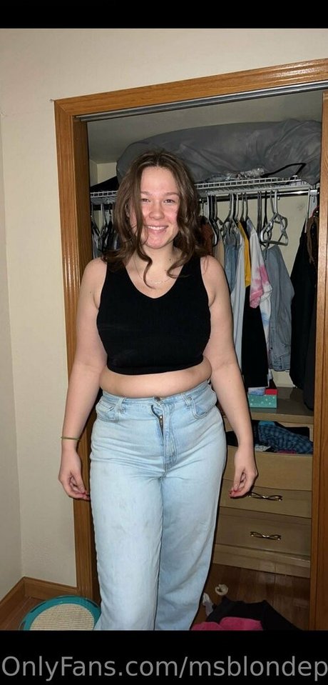 msblondepiggy star hot picture