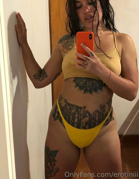 erotiniii model beautiful photo