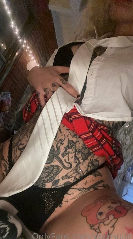 gothspiiit nudes model images