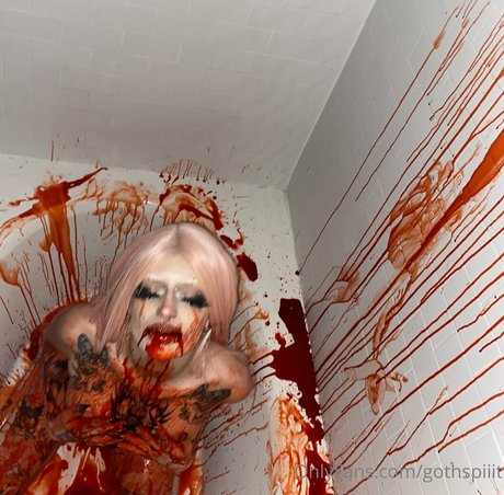 gothspiiit model sex pic
