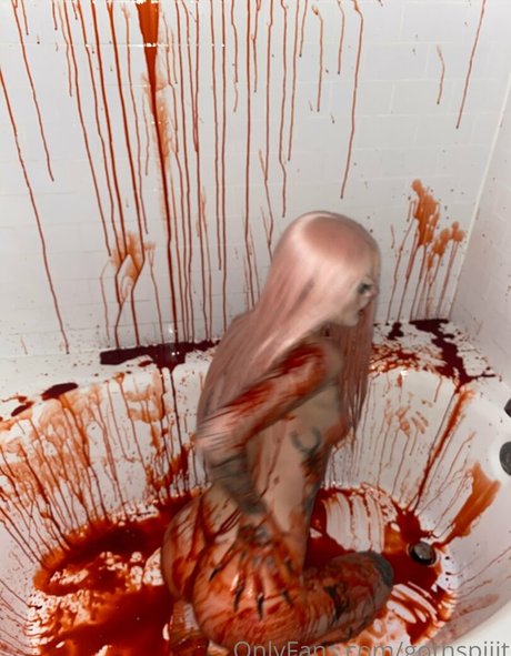 gothspiiit model hot img