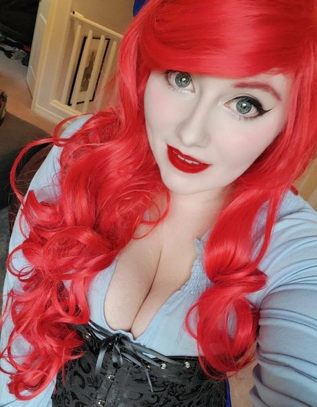 violetsinclaire star exclusive image