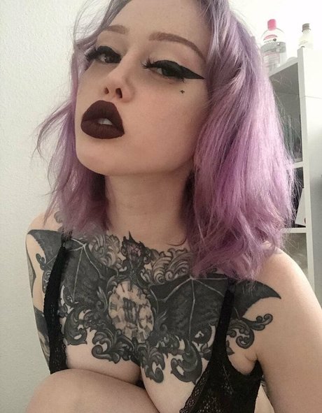 demonek0 xxx model photos