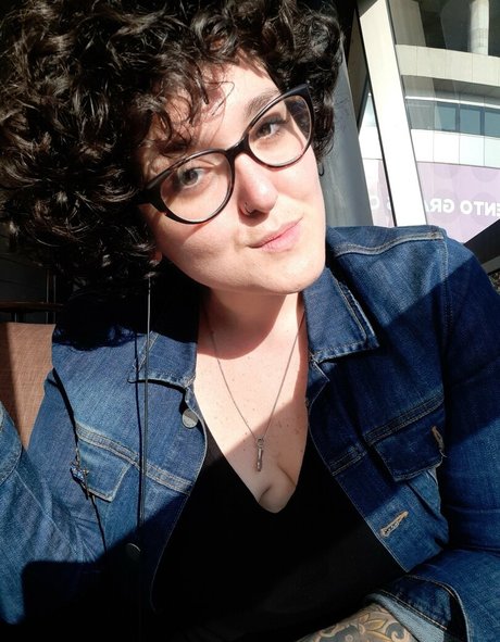 thick girls onlyfans exclusive pictures