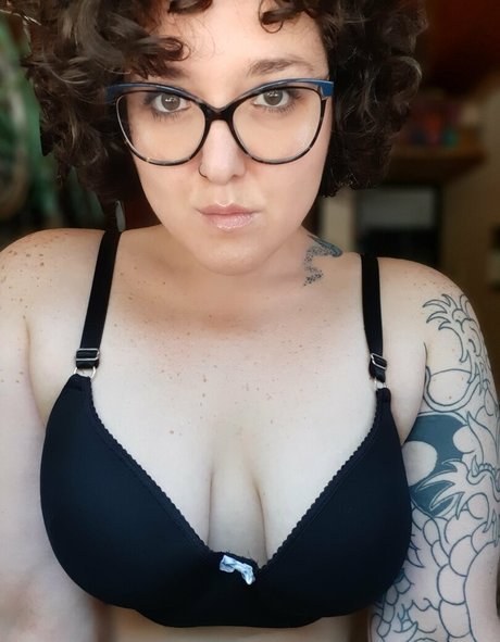 milf yoga onlyfans top image