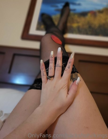 backshotvikings model top archive