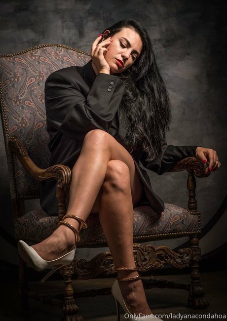 ladyanacondahoa free actress img