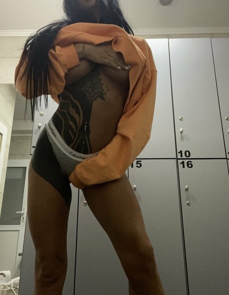 sunny free hot model pic