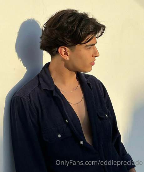 evillxe naked pornstar photo