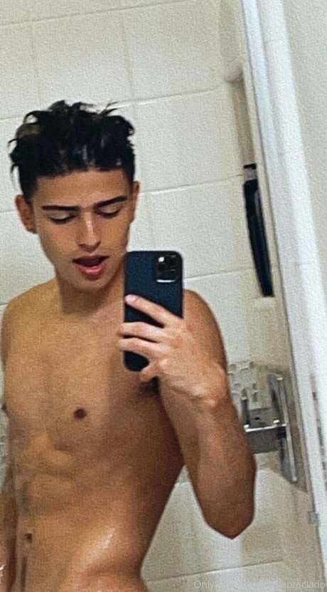 evillxe exclusive model pictures