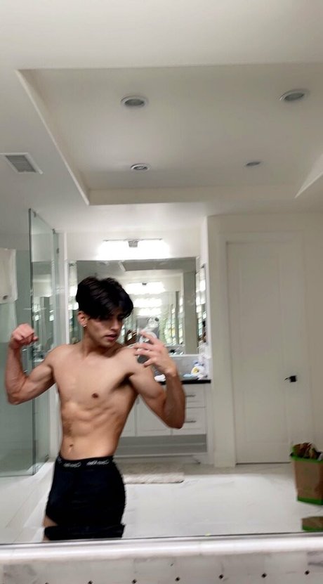 evillxe beautiful pornstar gallery